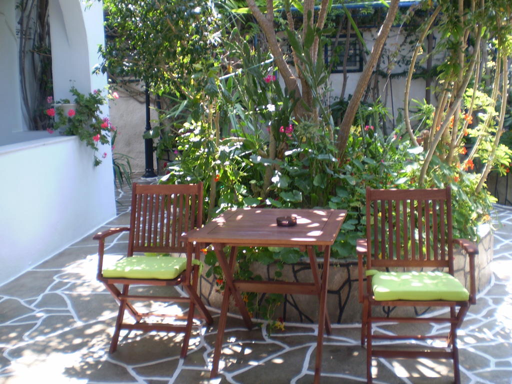 Galini Pension Chora  Luaran gambar