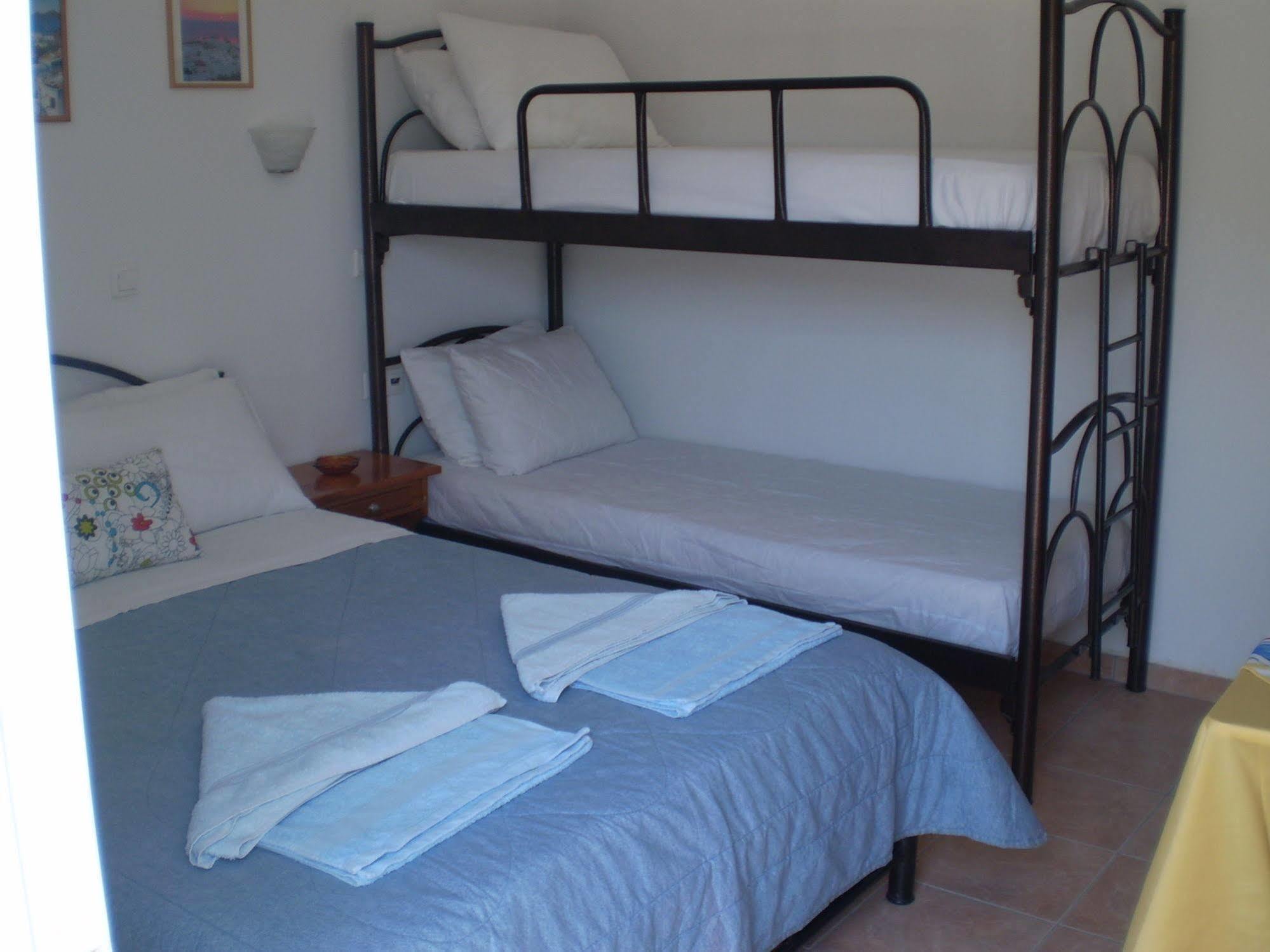 Galini Pension Chora  Luaran gambar